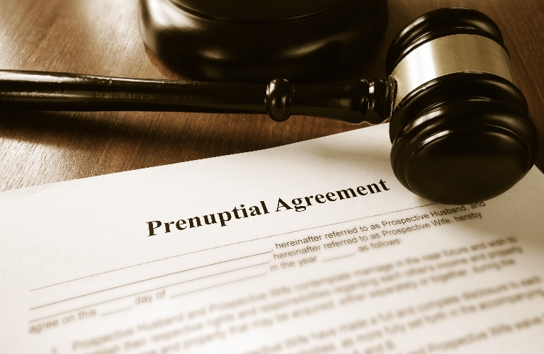 Prenuptial contract and judge's gavel